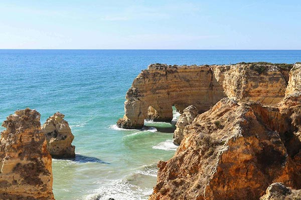Höhle an der Algarve