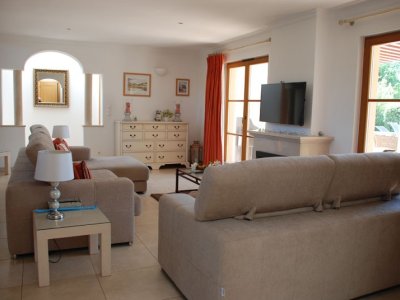 villa_mimosa_114_living_area_2