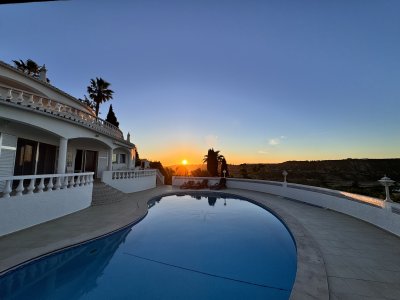 Pool_sun