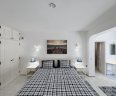 Schlafzimmer groß unten