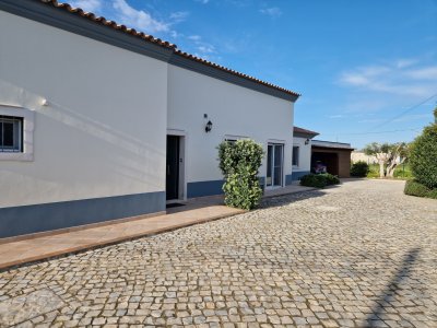 Villa Alegres