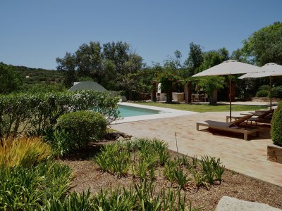 Pool(1)