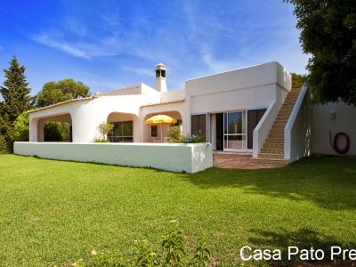 Casa Pato Preto