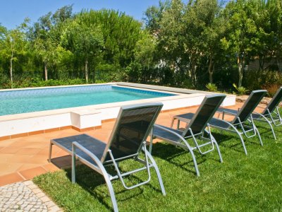 108 pool recliners