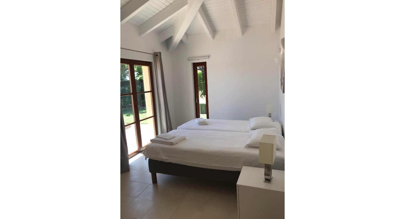 Villa-Essaoueira-77-Double-or-twin-bed-west-wing