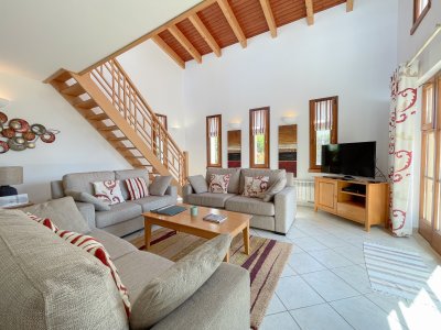 AlmaVerde-Villa-138-livingroom (2)